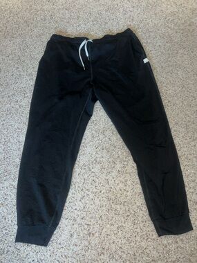 Vuori womens Black Drawstring Jogger Sweatpants